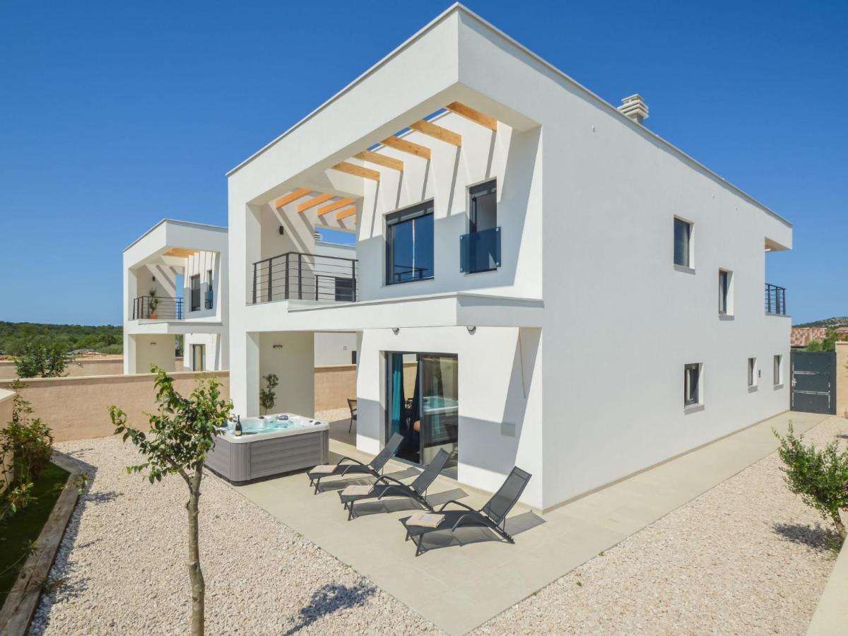 Villa Prova 1 By Interhome Jezera Ngoại thất bức ảnh