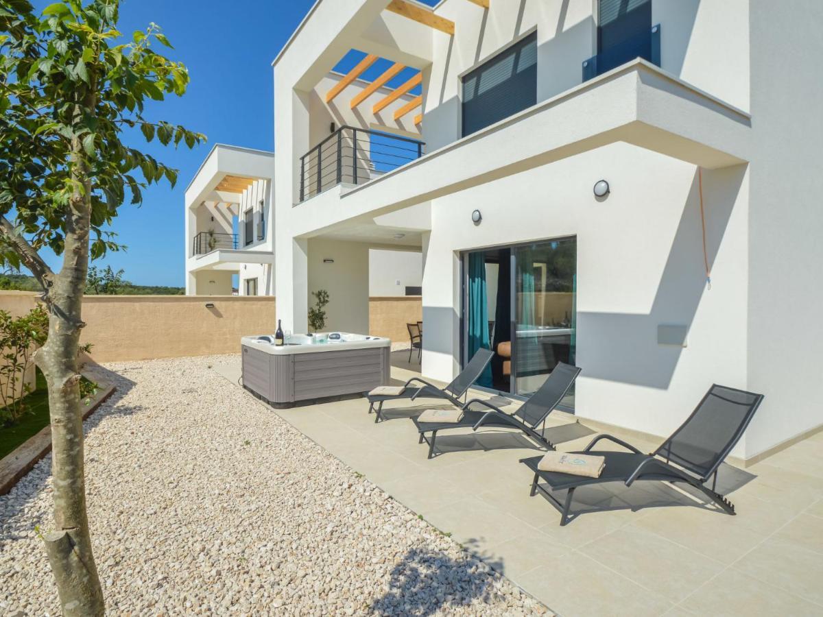 Villa Prova 1 By Interhome Jezera Ngoại thất bức ảnh